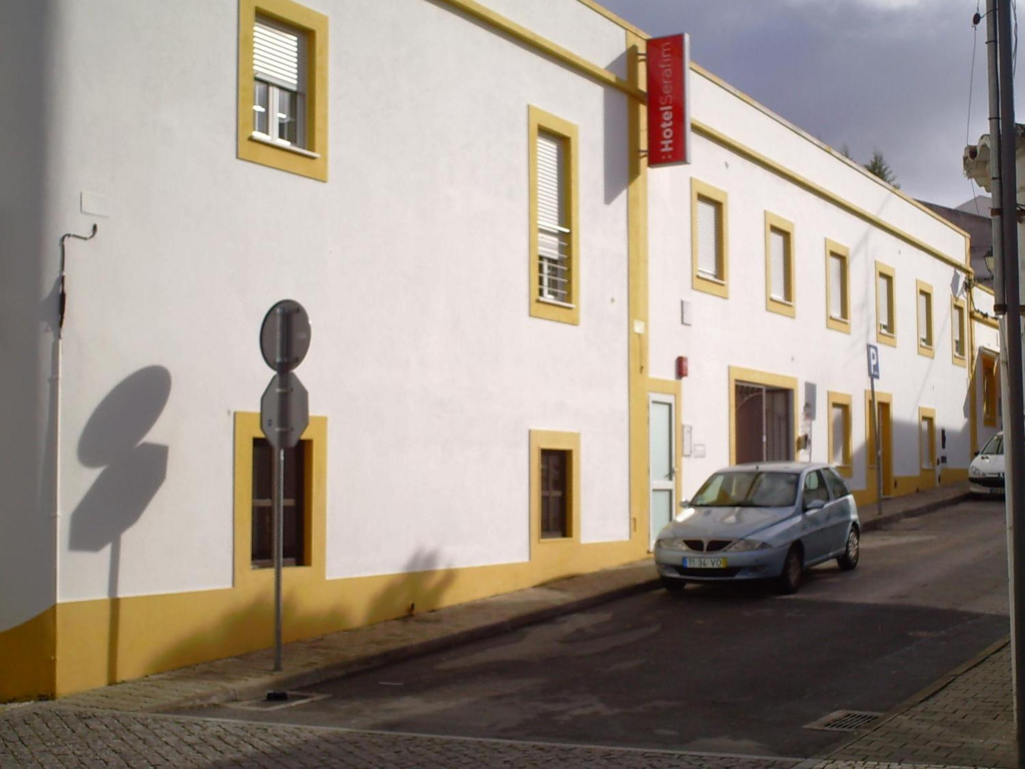 Hotel Serafim Almodôvar 외부 사진